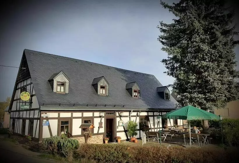 Wirtschaft & Pension Zum Huthaus