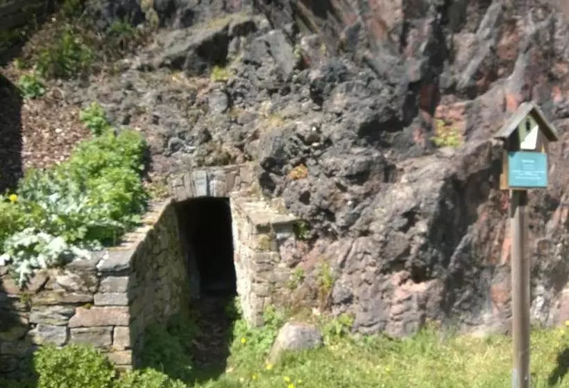 Wirtschaft & Pension Zum Huthaus