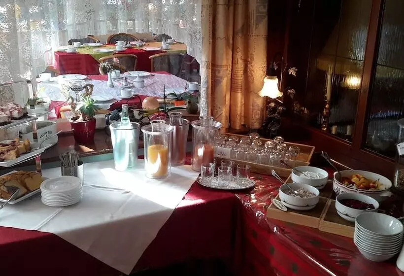 Hotelli Landgasthof Kleine Kommode