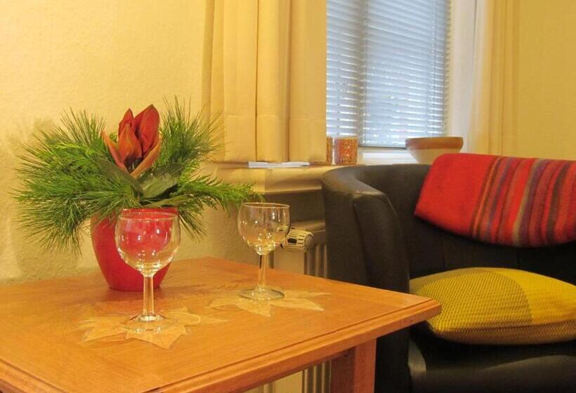 Пансион Apartments Im Froschhaus Mit Frühstücksküchen