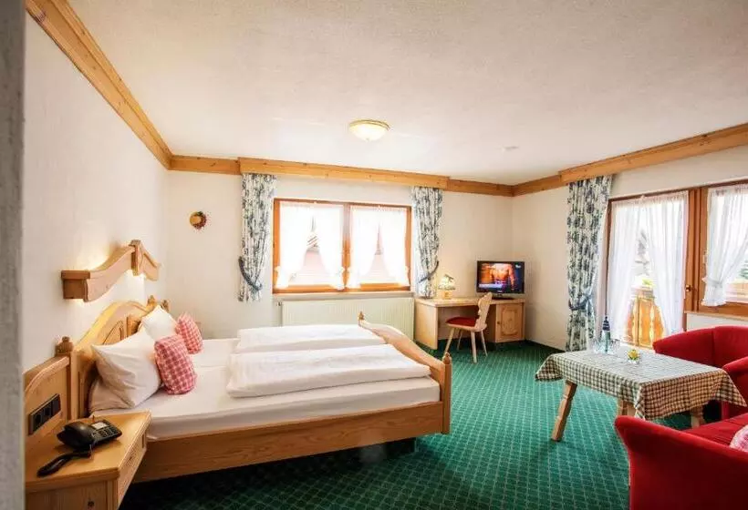 Majatalo Gasthaus Zum Kreuz