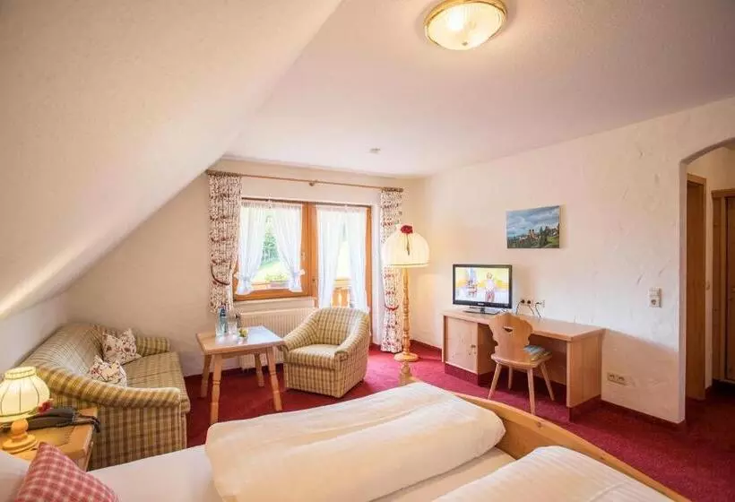 Majatalo Gasthaus Zum Kreuz