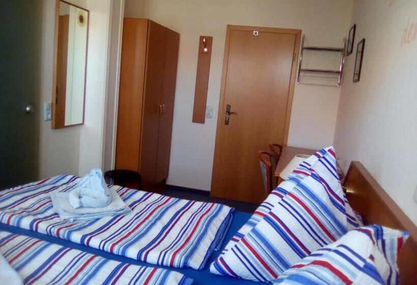 بنسيون Gästehaus Restaurant Norddeich