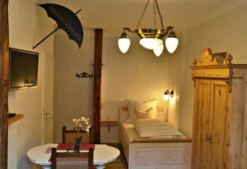 膳宿费 & Café Mohrenbrunnen