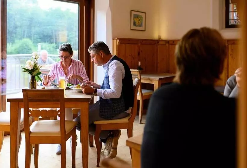 پانسیون Obermühle