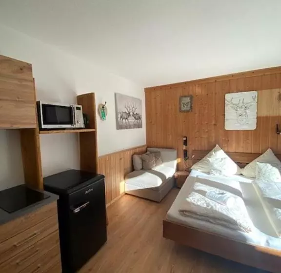 Majatalo Alpenappartements Schwalbennestl