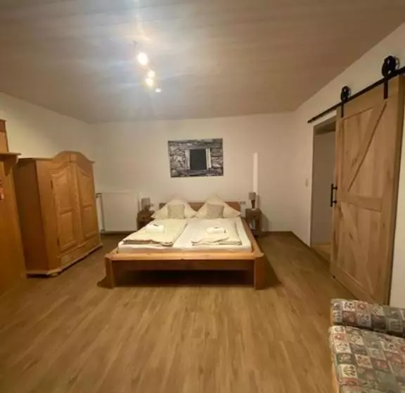 Majatalo Alpenappartements Schwalbennestl