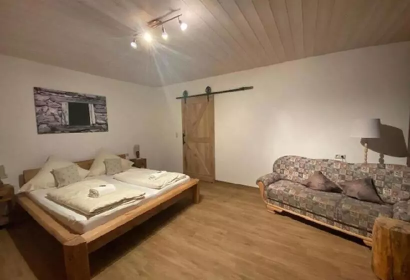 Majatalo Alpenappartements Schwalbennestl