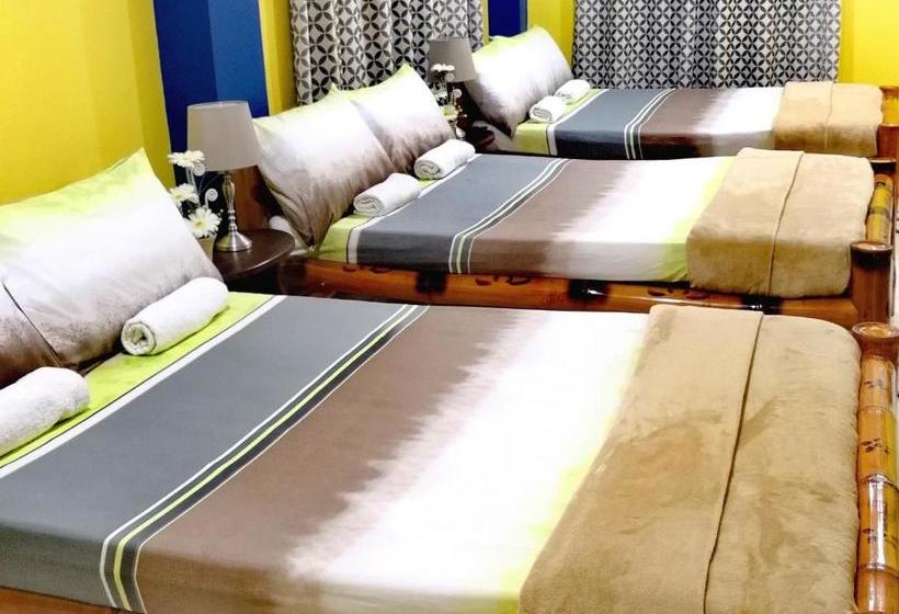 הוסטל Prosperity Inn