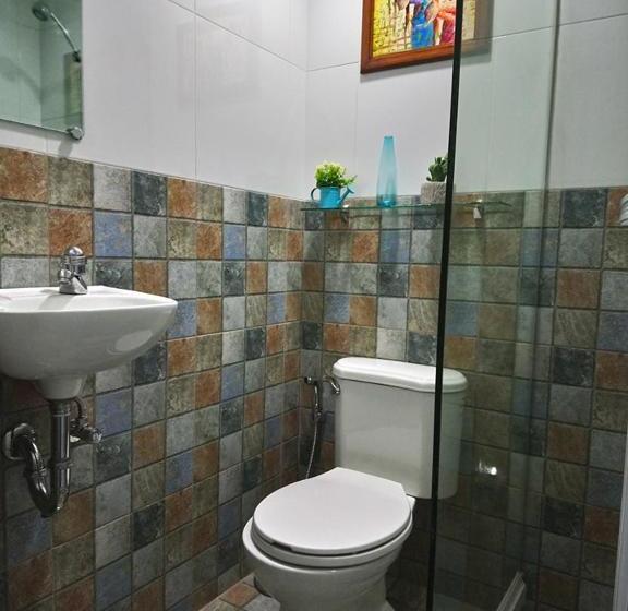 הוסטל Prosperity Inn