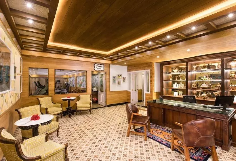 ホテル Mayfair Himalayan Spa Resort