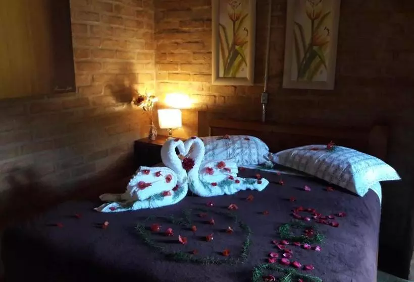 ペンション Cores E Flores Da Serra Pousada De Charme