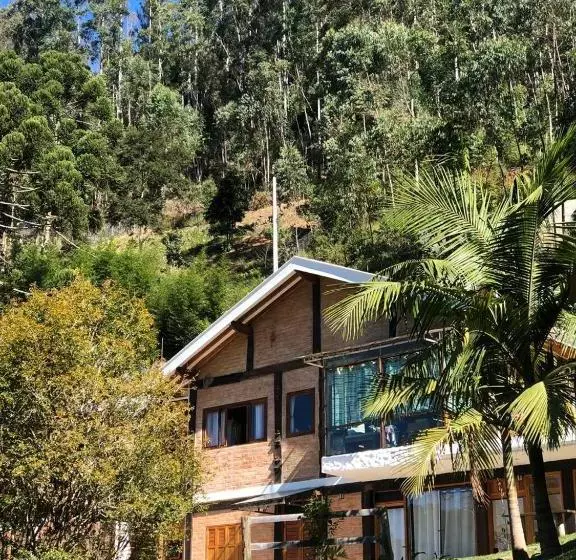 ペンション Cores E Flores Da Serra Pousada De Charme