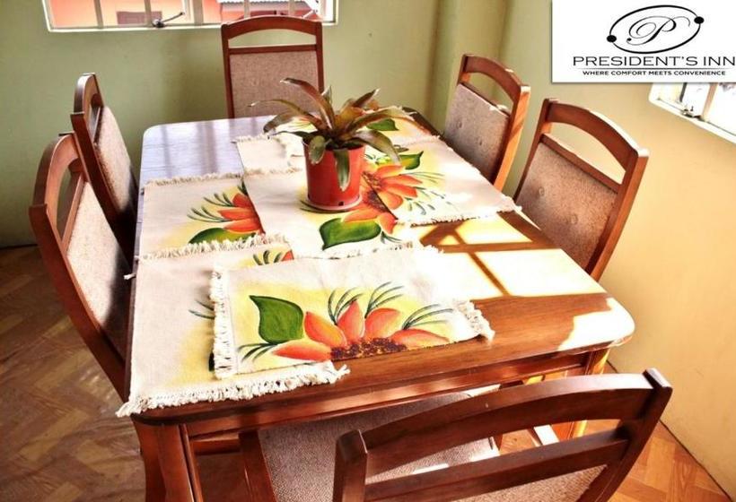 هاستل Presidents Inn Trinidad