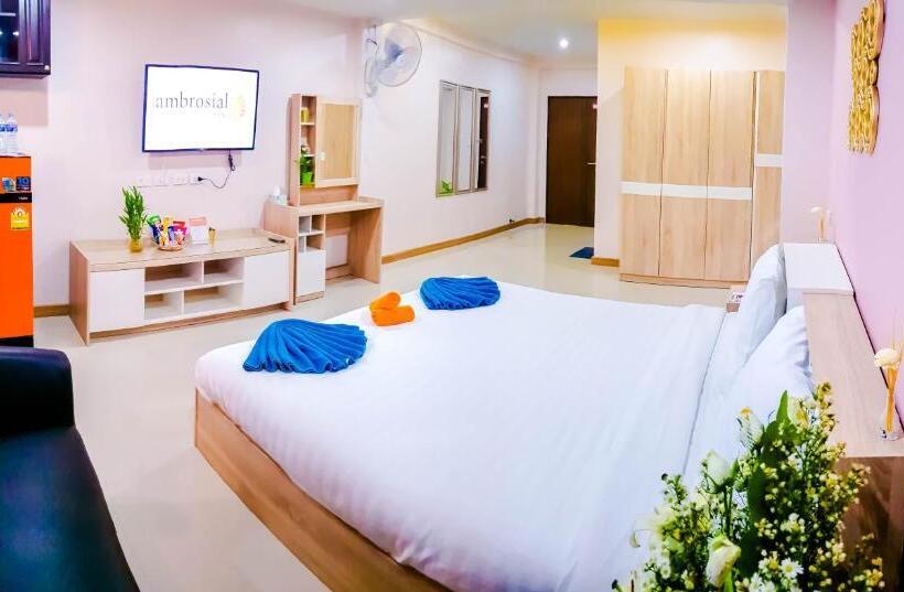 Walking Street Residence   Boutique Suites Near The Beach & Walking Street