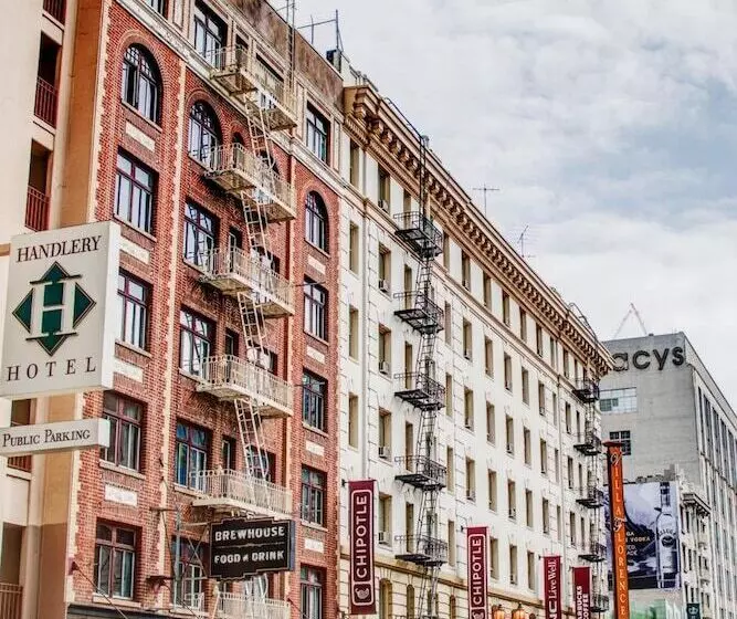 The Bartlett Hotel And Guesthouse