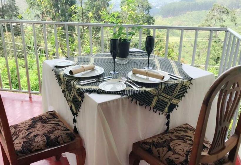 ペンション Chirayu