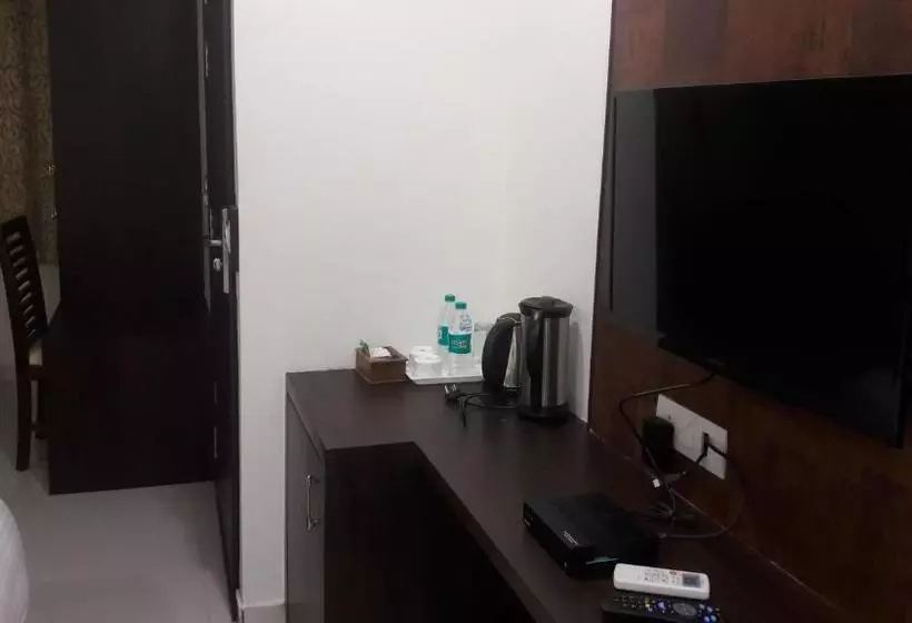 ベッドアンドブレックファースト Adya Inn