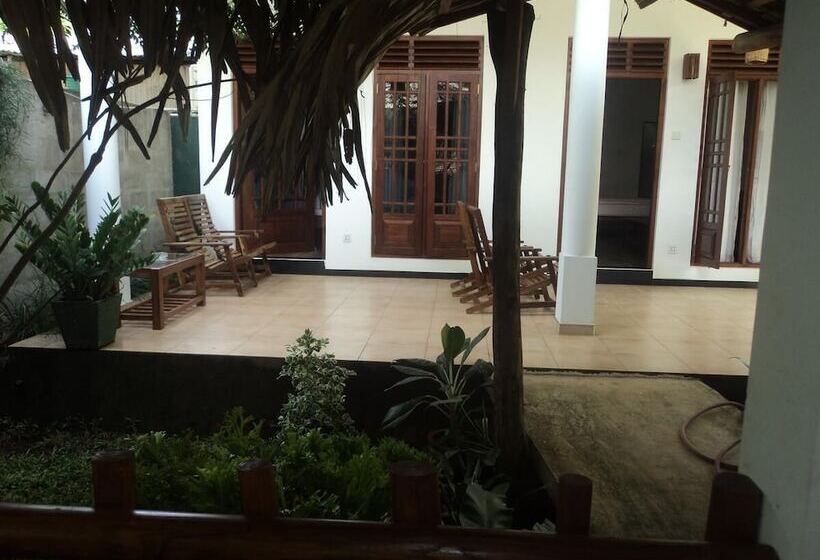 ペンション Baby Elephant Green House