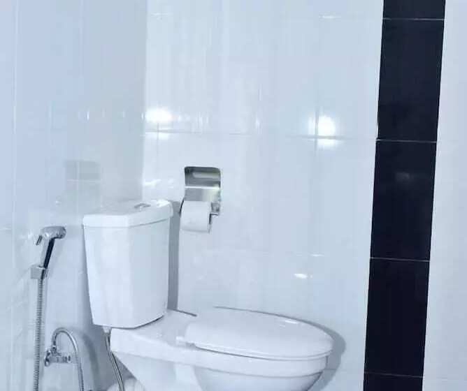 Majatalo Baby Elephant Green House