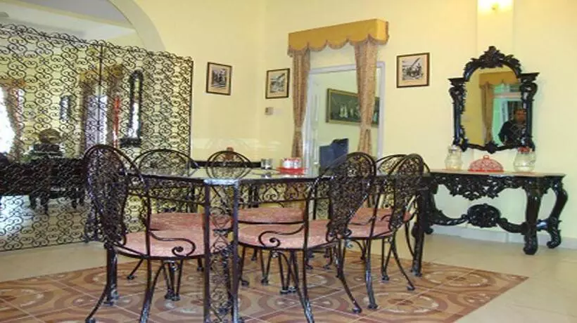 پانسیون Baruah Bhavan