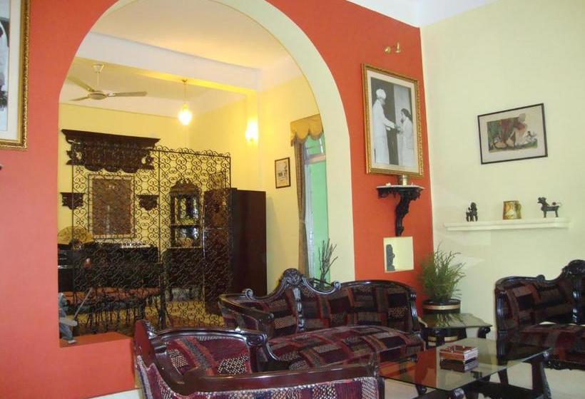 بنسيون Baruah Bhavan