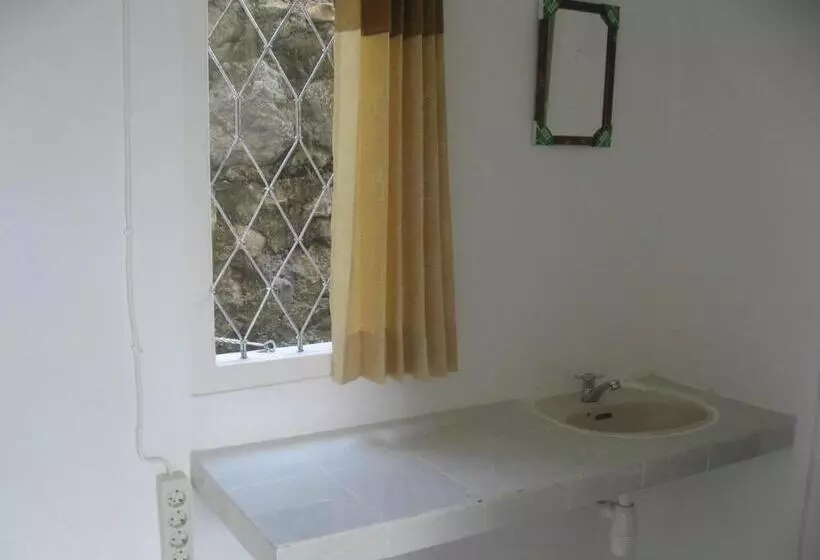 پانسیون Manta Manta Guesthouse