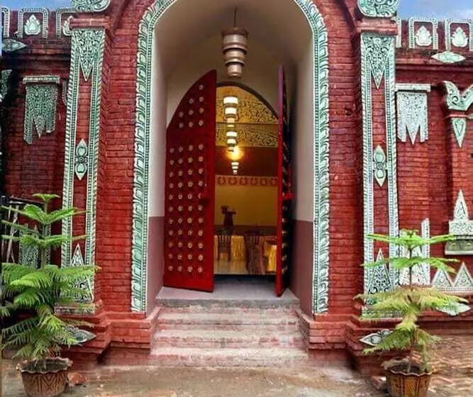 پانسیون Nanda Garden