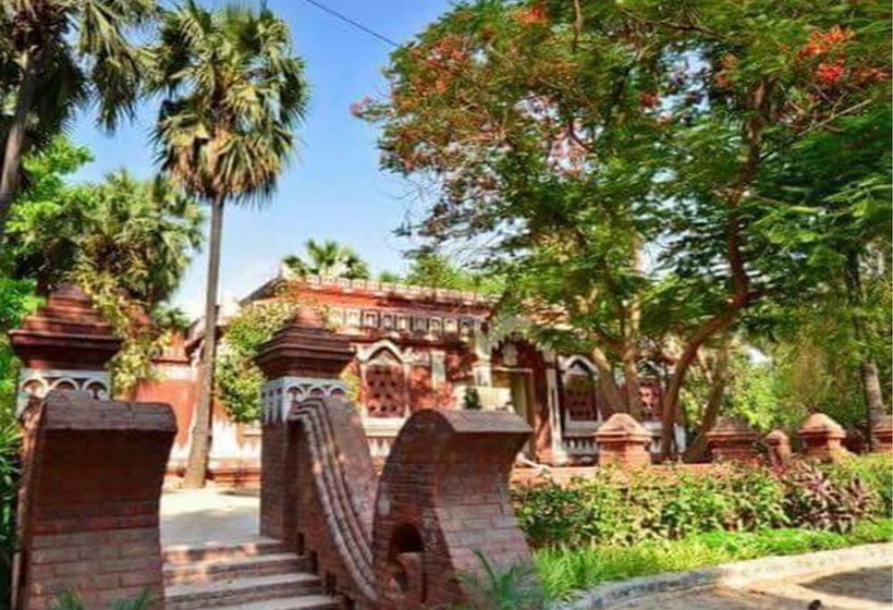 پانسیون Nanda Garden