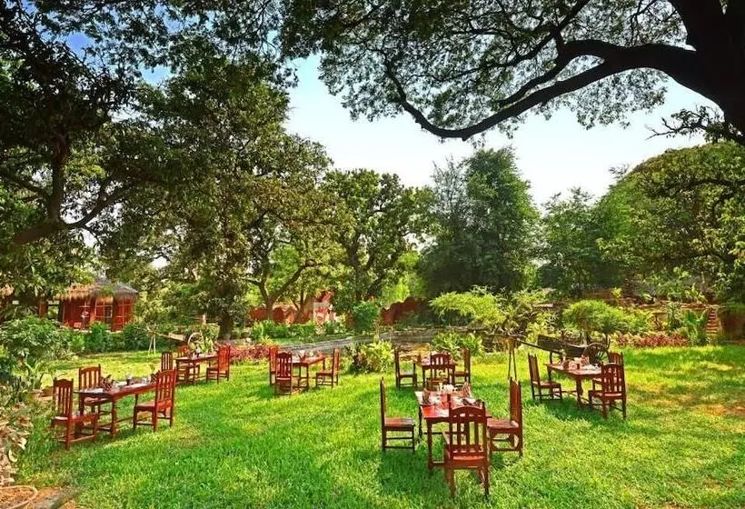 پانسیون Nanda Garden