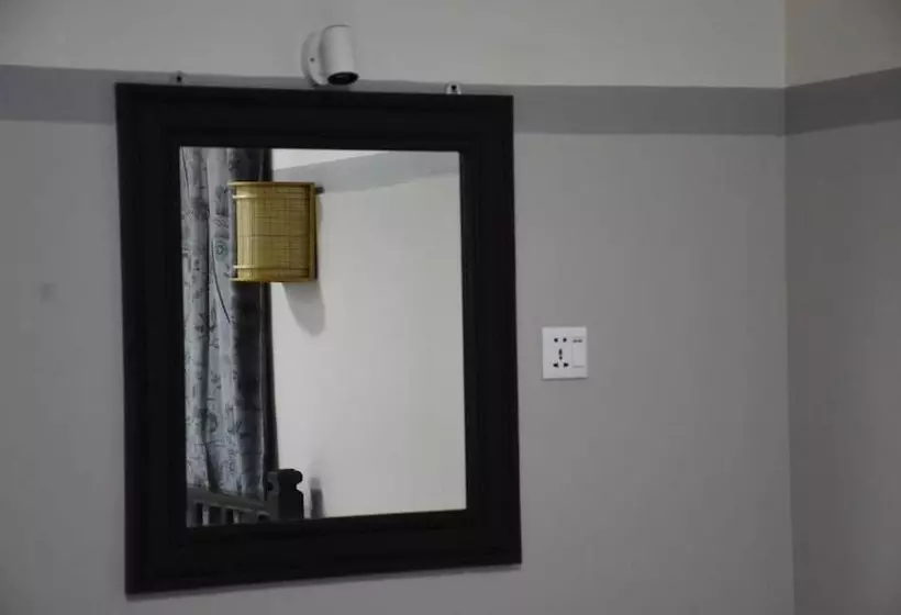 پانسیون Nanda Garden