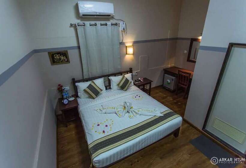 پانسیون Nanda Garden