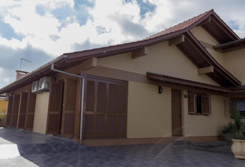 Pansiyon Pousada Neli