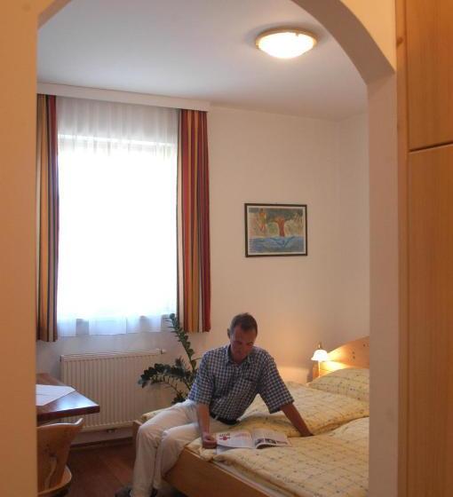 Weingut Pension Stockingerhof