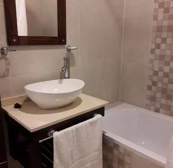 Apart Del Este