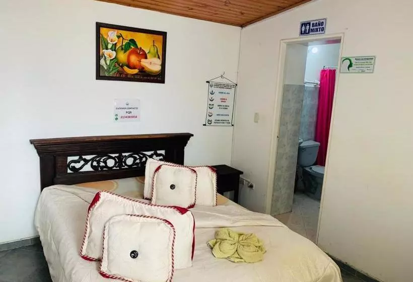 Hotelli Colonial El Bosque