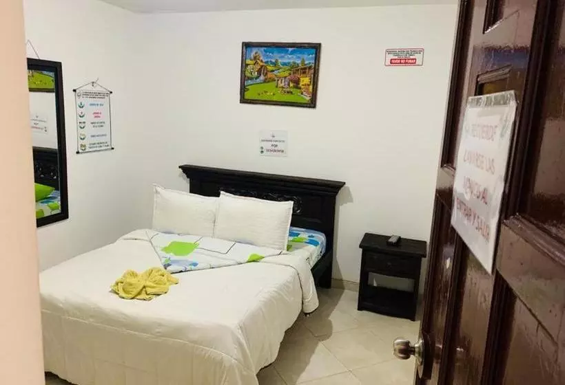 Hotelli Colonial El Bosque