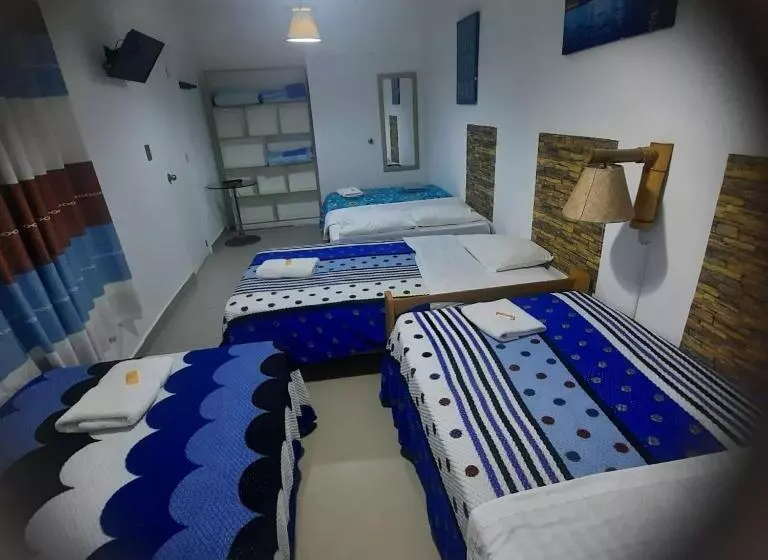 ペンション Hostal Brisa Marina