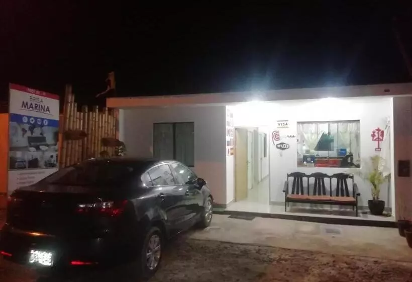 ペンション Hostal Brisa Marina