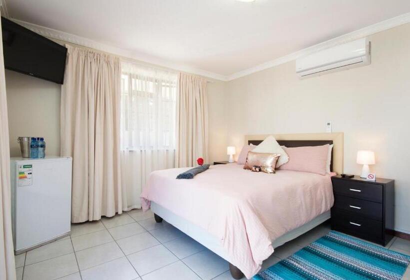 펜션 Walmer Villiers Self Catering