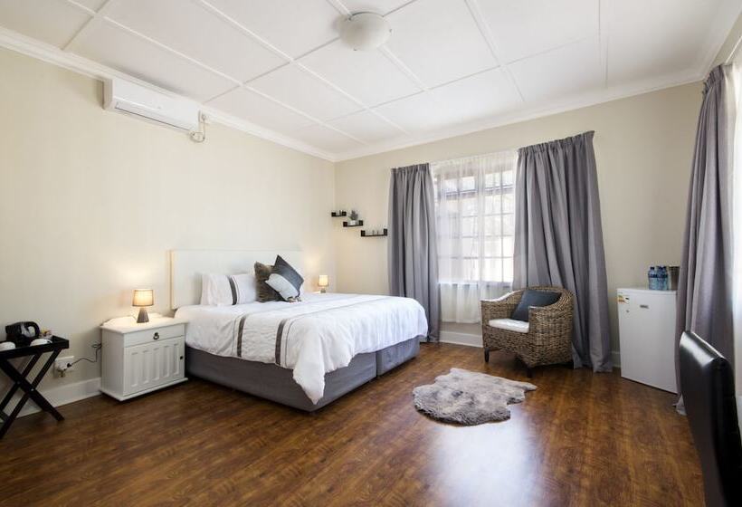 펜션 Walmer Villiers Self Catering