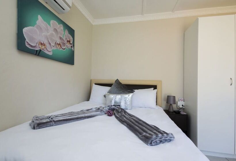 펜션 Walmer Villiers Self Catering