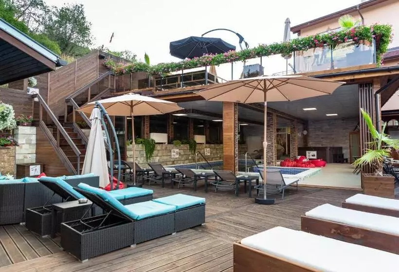 ペンション Zarevata Guest House