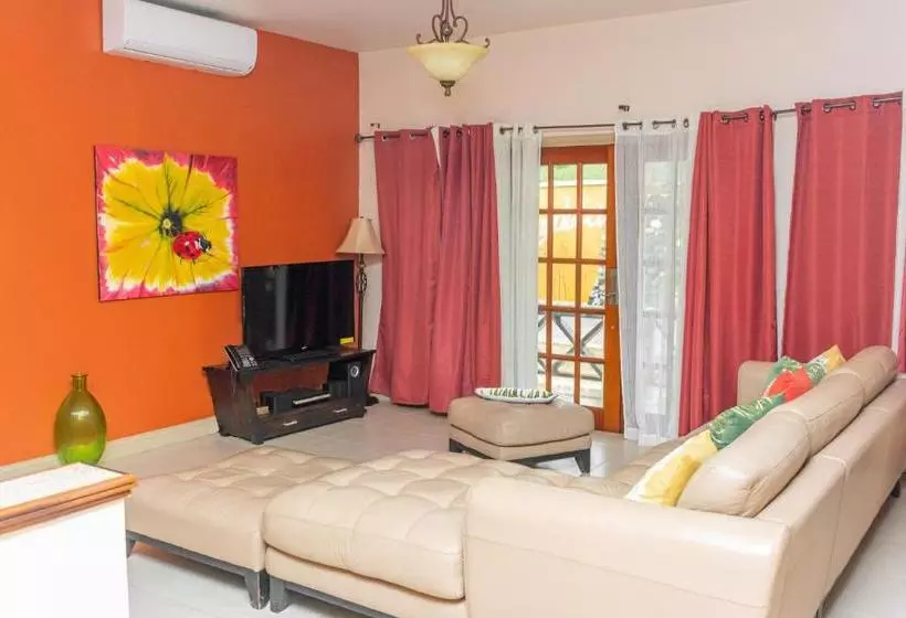 Mandela Court Suites Grenada