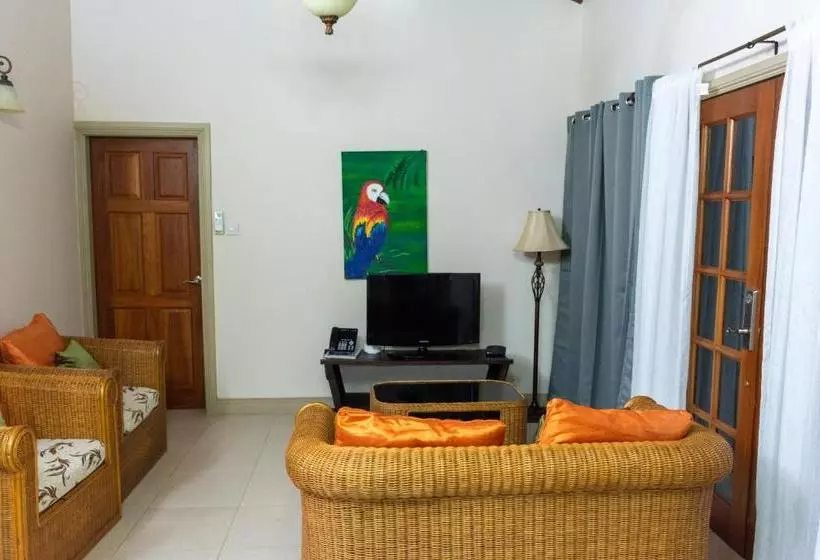 Mandela Court Suites Grenada