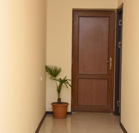 پانسیون Guesthouse Crown Of Tsaghkadzor