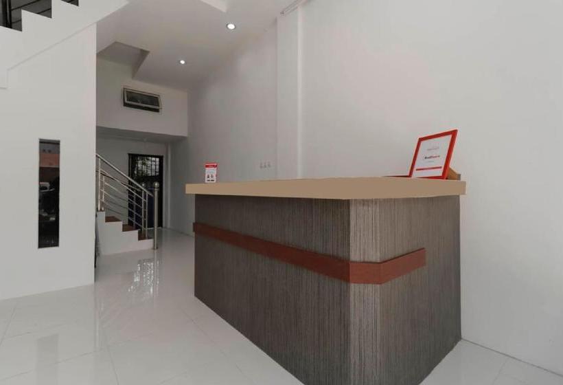 بنسيون Reddoorz Plus Near Rs Royal Prima