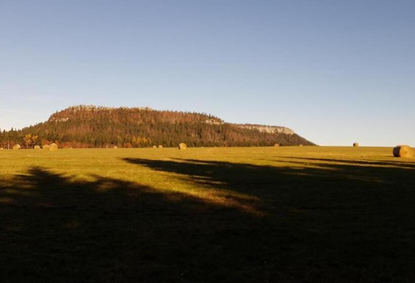 بنسيون Penzion čtyřlístek