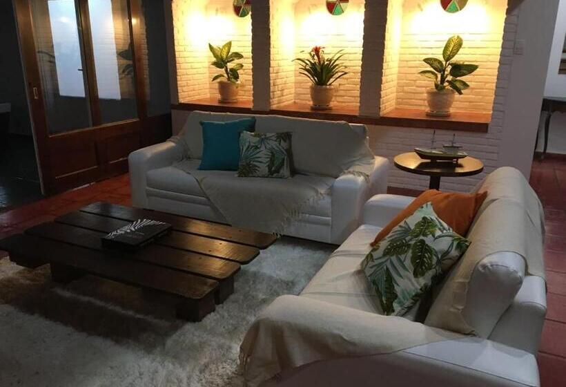 膳宿费 Pousada Kai