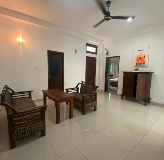 Pension Araliya Suite Inn